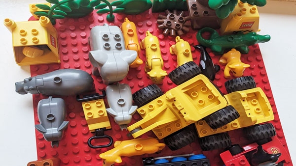 Gebaute Werke – Zoo aus Lego